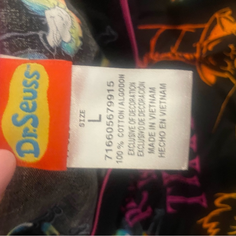 Women’s Scrub Top Dr Seuss Tooniforms Size L